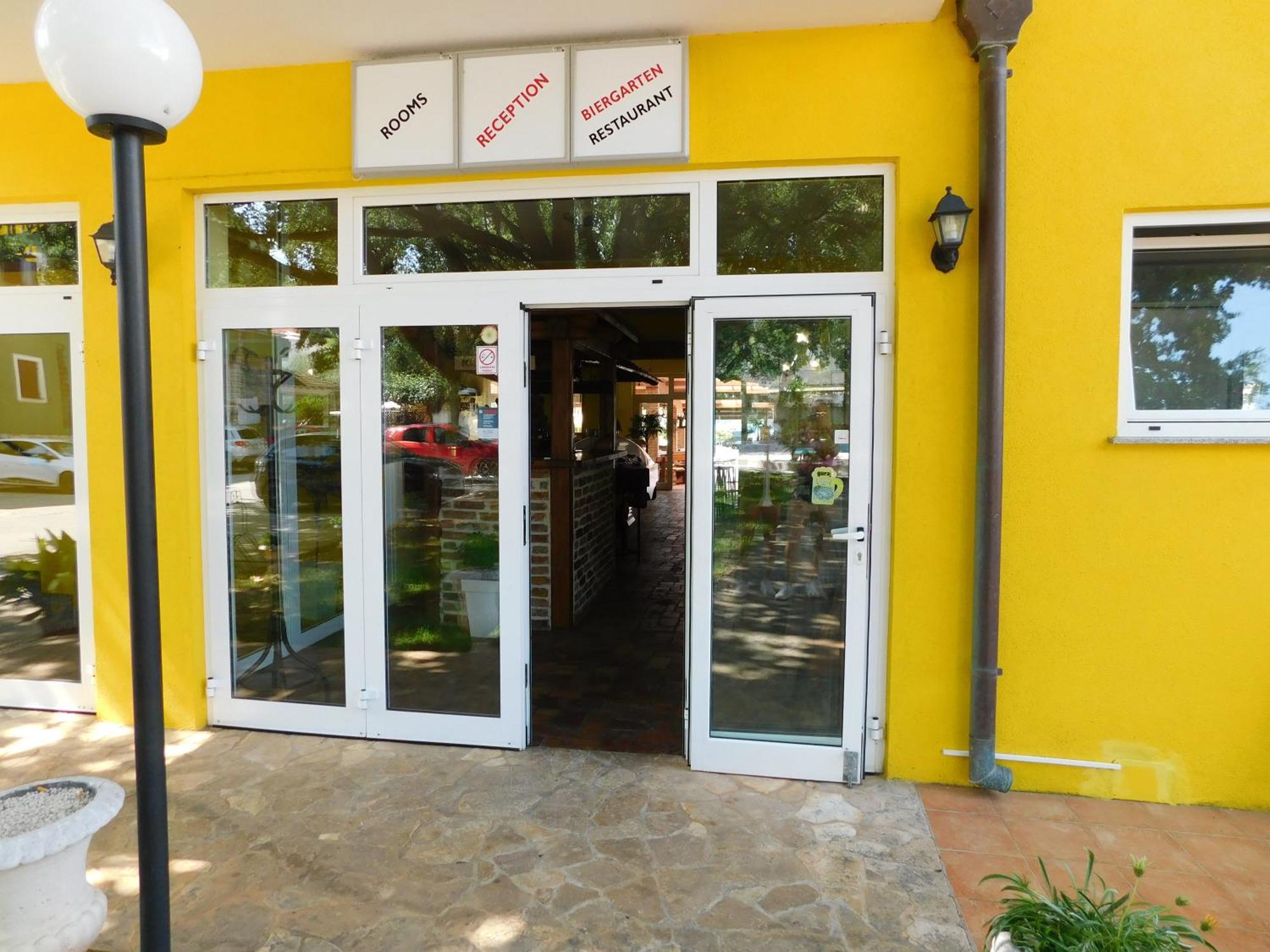 Biergarten Medulin Dış mekan fotoğraf