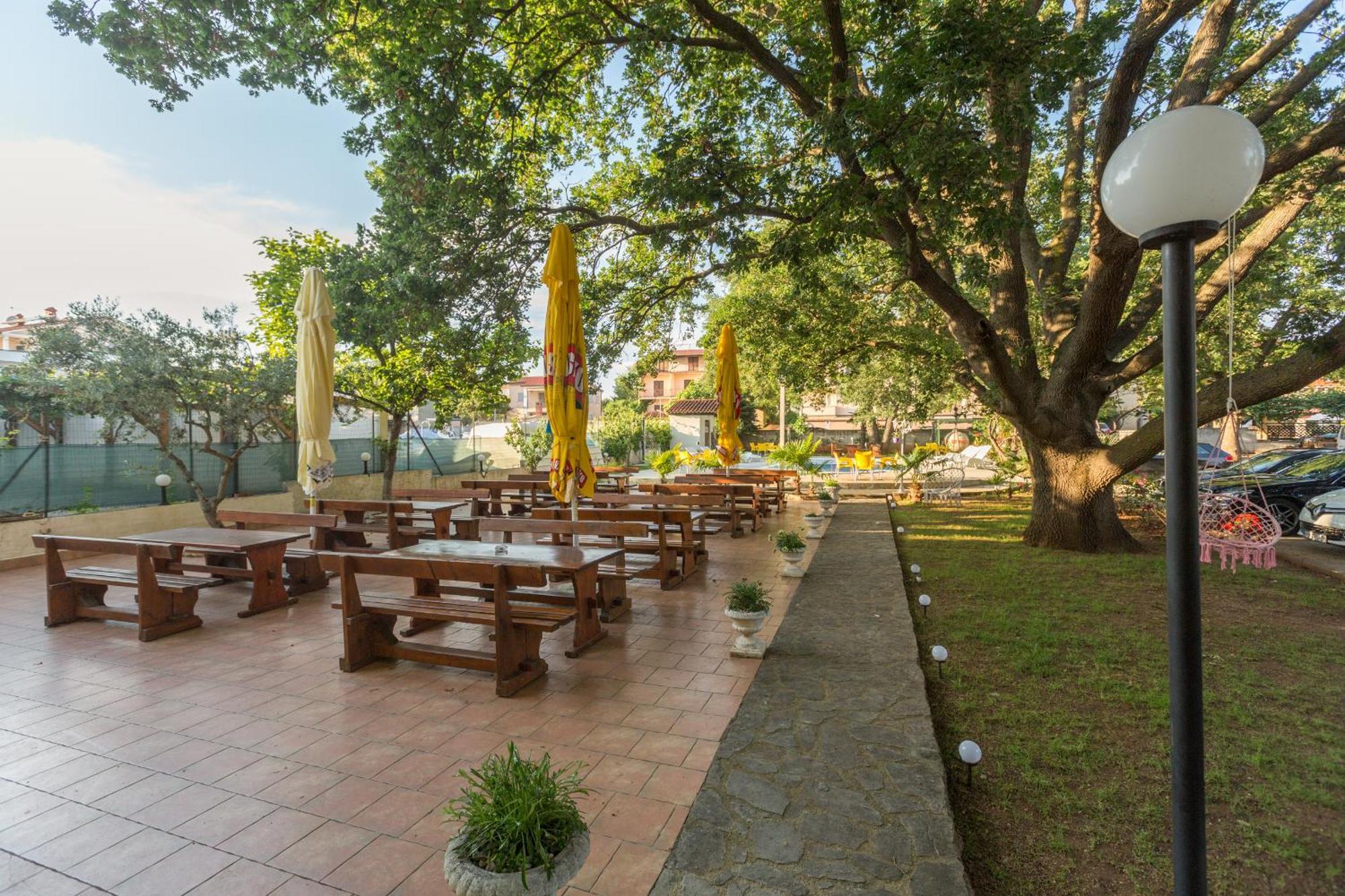 Biergarten Medulin Dış mekan fotoğraf